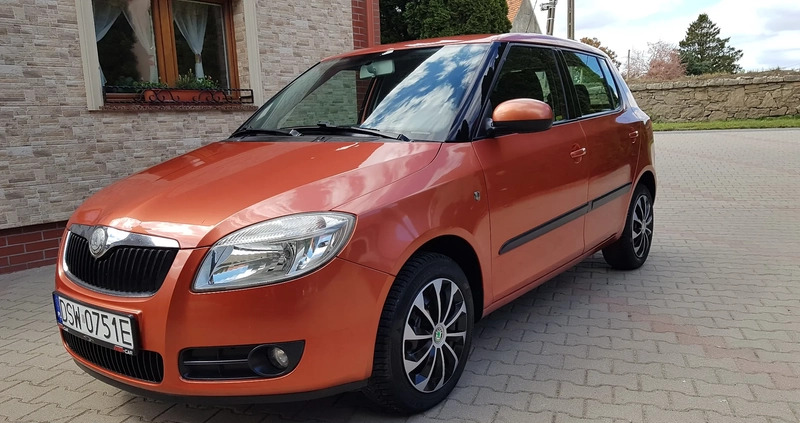 Skoda Fabia cena 15900 przebieg: 125000, rok produkcji 2007 z Strzegom małe 742